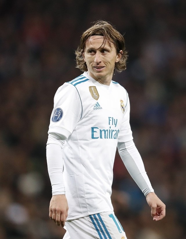 [中超]路易斯边路传中 高天意头球冲顶破门