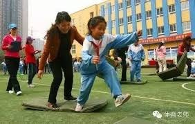 奥格斯堡vs柏林联合：格雷戈里奇、亚基奇首发，