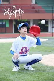 申花发布球队32岁生日海报，却把“32nd”写成“32th”